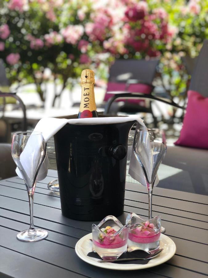 Hotel Restaurant Du Parc Saumur Logis Elégance Exterior foto
